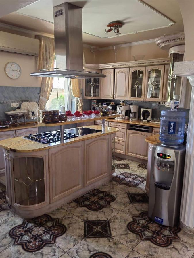 Kastely Villa Кестхей Экстерьер фото